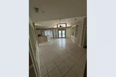 14024 Shoreline Drive, Willis, TX 77318 - Photo 8