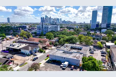 1419 Hawthorne #14, Houston, TX 77006 - Photo 20