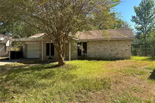9842 Lum Ln, Houston, TX 77078 - Photo 2