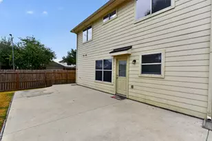 3423 Field Manor Ln, Houston, TX 77047 - Photo 38