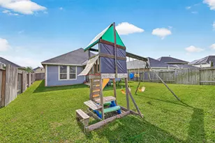 8018 Royal Palm Dr, Fulshear, TX 77441 - Photo 46