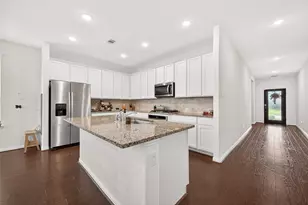 8018 Royal Palm Dr, Fulshear, TX 77441 - Photo 22