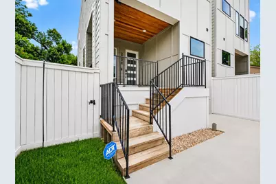 2208 Bleker Street, Houston, TX 77026 - Photo 4