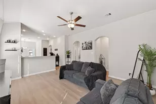 8014 Barret Travis Ct, Beasley, TX 77417 - Photo 6