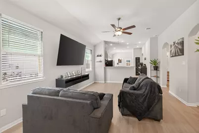 8014 Barret Travis Court, Beasley, TX 77417 - Photo 4