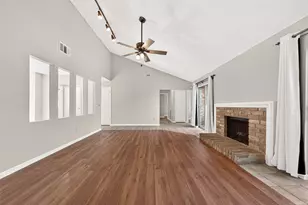 3111 E Heatherock Cir, Sugar Land, TX 77479 - Photo 10