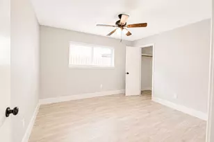 9811 Golden Sunshine Dr, Houston, TX 77064 - Photo 22