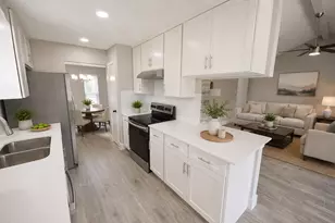 9811 Golden Sunshine Dr, Houston, TX 77064 - Photo 2