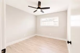 9811 Golden Sunshine Dr, Houston, TX 77064 - Photo 24