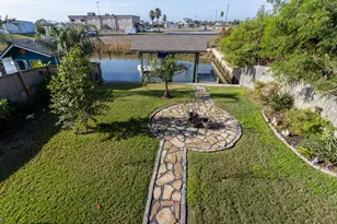 1003 Commodore Dr, Galveston, TX 77554 - Photo 28