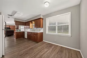 2002 Crestwood Dr, Richmond, TX 77469 - Photo 22