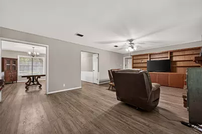 2002 Crestwood Drive, Richmond, TX 77469 - Photo 16