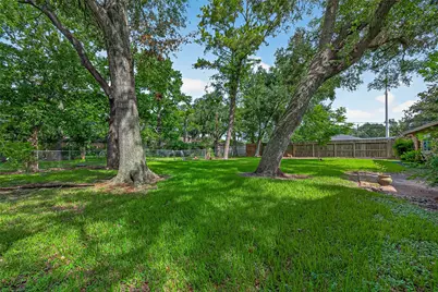 2002 Crestwood Drive, Richmond, TX 77469 - Photo 44