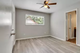 612 Orangewood Dr, Conroe, TX 77302 - Photo 24