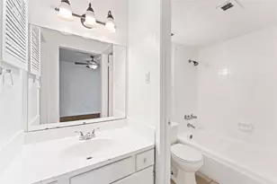 781 Country Pl Dr, Houston, TX 77079 - Photo 12