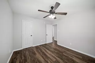 58 N Delta Mill Cir Circle, The Woodlands, TX 77385 - Photo 18