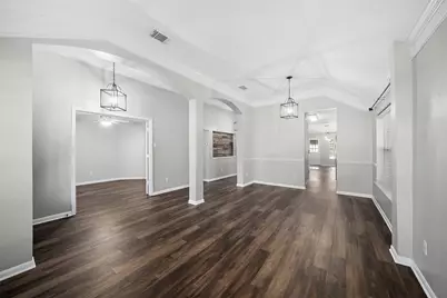 58 N Delta Mill Cir Circle, The Woodlands, TX 77385 - Photo 4