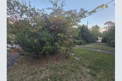 851 Jaquet Drive, Bellaire, TX 77401 - Photo 10