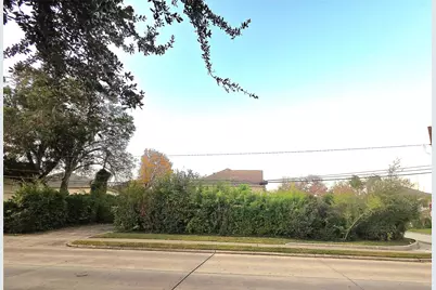 851 Jaquet Drive, Bellaire, TX 77401 - Photo 4