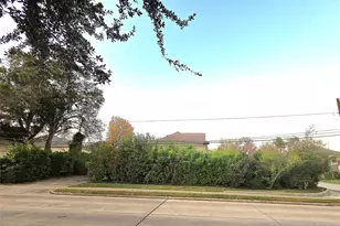 851 Jaquet Dr, Bellaire, TX 77401 - Photo 4