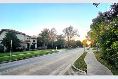 851 Jaquet Drive, Bellaire, TX 77401 - Photo 20