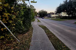 851 Jaquet Dr, Bellaire, TX 77401 - Photo 26