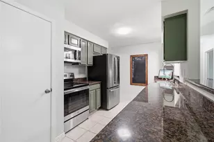 4850 Kentington Dr, Alvin, TX 77511 - Photo 8