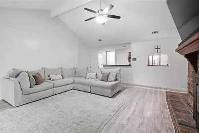 4850 Kentington Drive, Alvin, TX 77511 - Photo 12