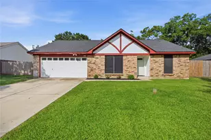4850 Kentington Dr, Alvin, TX 77511 - Photo 1