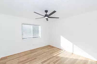 3718 Brighton Lane, Pearland, TX 77584 - Photo 18