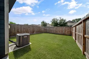 403 E Avenue G, Conroe, TX 77301 - Photo 16