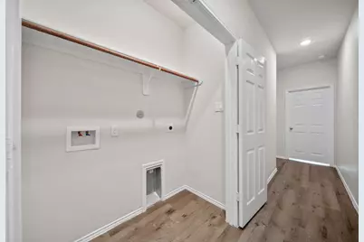 403 E Avenue G, Conroe, TX 77301 - Photo 14