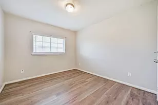 1726 Village Townhome Dr, Pasadena, TX 77504 - Photo 16