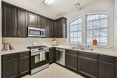 1726 Village Townhome Drive, Pasadena, TX 77504 - Photo 8