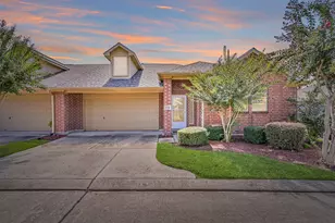 1726 Village Townhome Dr, Pasadena, TX 77504 - Photo 1