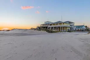 843 S Jack Rd, Crystal Beach, TX 77650 - Photo 4