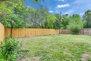 7207 Crestmont St, Houston, TX 77033 - Photo 26