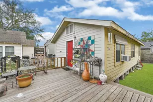 969 Wakefield Dr, Houston, TX 77018 - Photo 1