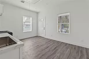 8501 Denby St, Houston, TX 77012 - Photo 6