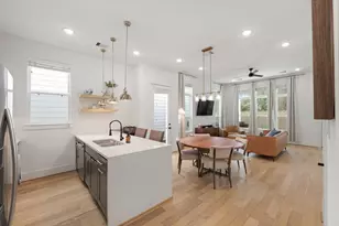 9015 Wellspring Dr, Houston, TX 77080 - Photo 12