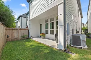 9015 Wellspring Dr, Houston, TX 77080 - Photo 24