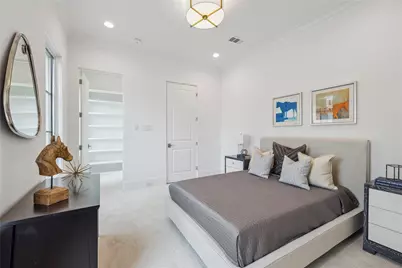 16 Wentworth Square Avenue, Houston, TX 77027 - Photo 20