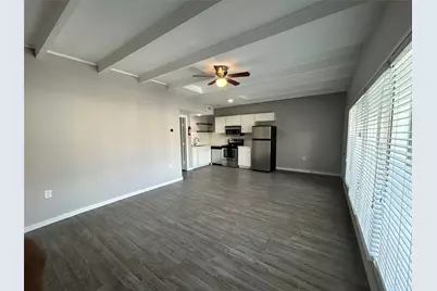 219 Marshall Street #237, Houston, TX 77006 - Photo 4