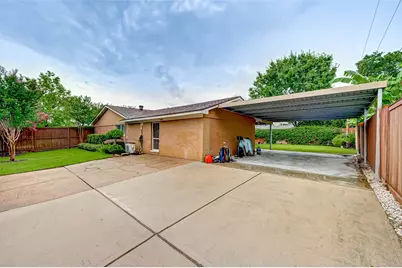 2030 Western Village Lane, Houston, TX 77043 - Photo 16