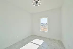 1398 Rd 5607, Cleveland, TX 77327 - Photo 20