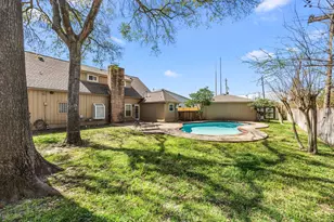 11426 Cold Spring Dr, Houston, TX 77043 - Photo 28