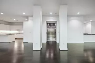 4521 San Felipe St, Houston, TX 77027 - Photo 8