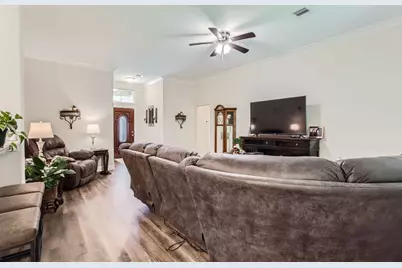 418 Pebble Drive, Dayton, TX 77535 - Photo 8