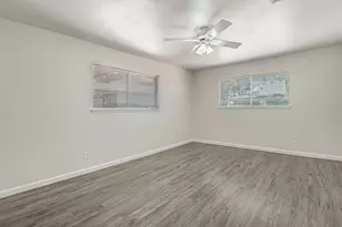 1003 Pear Tree Ln, Houston, TX 77073 - Photo 8