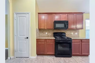 8635 Sweet Pasture Drive, Tomball, TX 77375 - Photo 8